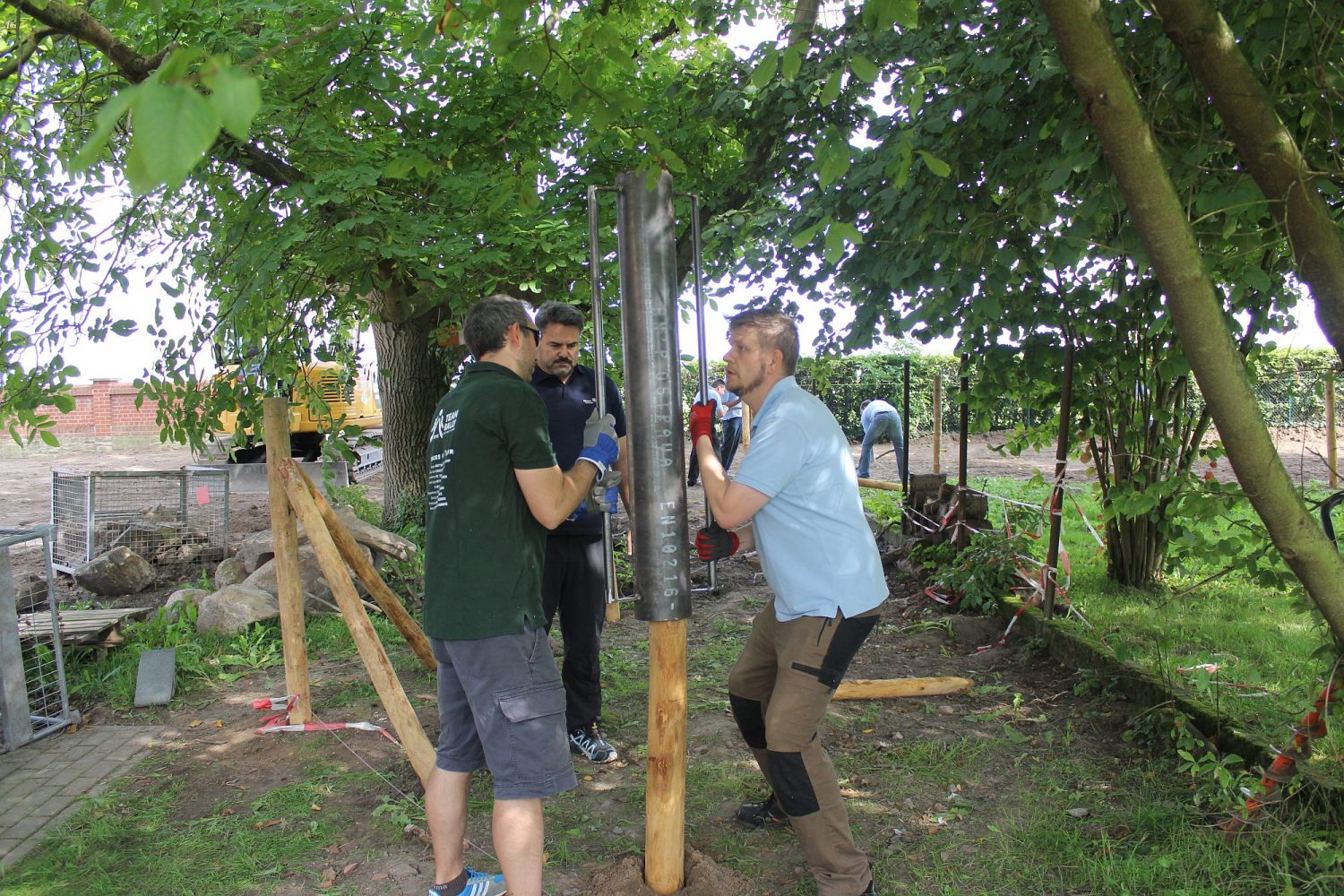 Hühnerfreigehege: Rent-a-Huhn im Torhaus | LebensArt in Holtensen